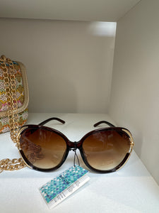 Elegant sunglasses brown