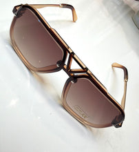 Load image into Gallery viewer, Brown/gold V sunglasses