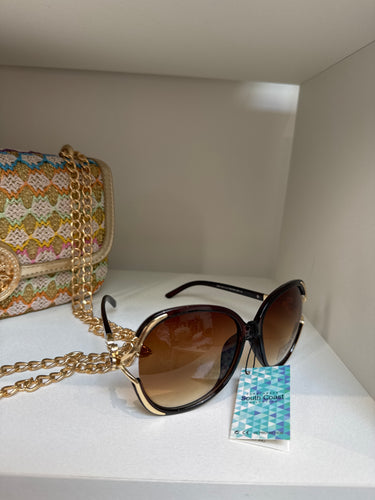 Elegant sunglasses brown