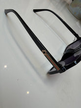 Load image into Gallery viewer, Black sunglasses