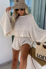 Load image into Gallery viewer, Crochet cream shorts set
