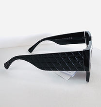 Load image into Gallery viewer, Black Sunglasses