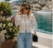 Load image into Gallery viewer, White lace Chinese style blouse