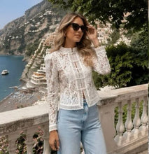 Load image into Gallery viewer, White lace Chinese style blouse